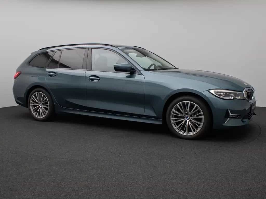 BMW 320 d Luxury Line Kamera HUD DAB HiFi Komfort LED 04/2021-photo-3