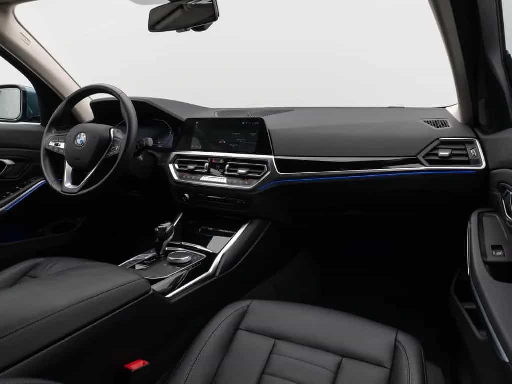 BMW 320 d Luxury Line Kamera HUD DAB HiFi Komfort LED 04/2021-photo-39