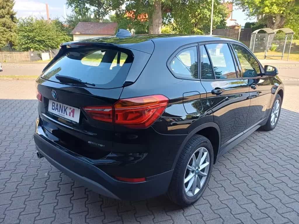 BMW X1 sDrive 18 i 12/2018-photo-3