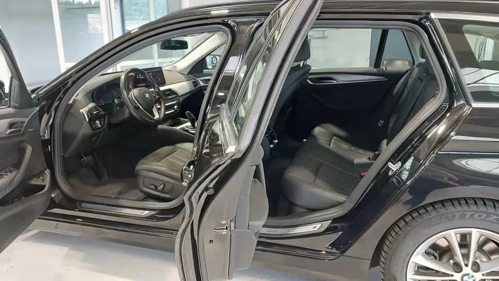 BMW 520 d Touring Steptr.|CockpProf|DrivAssiProf|HUD 06/2022-photo-5