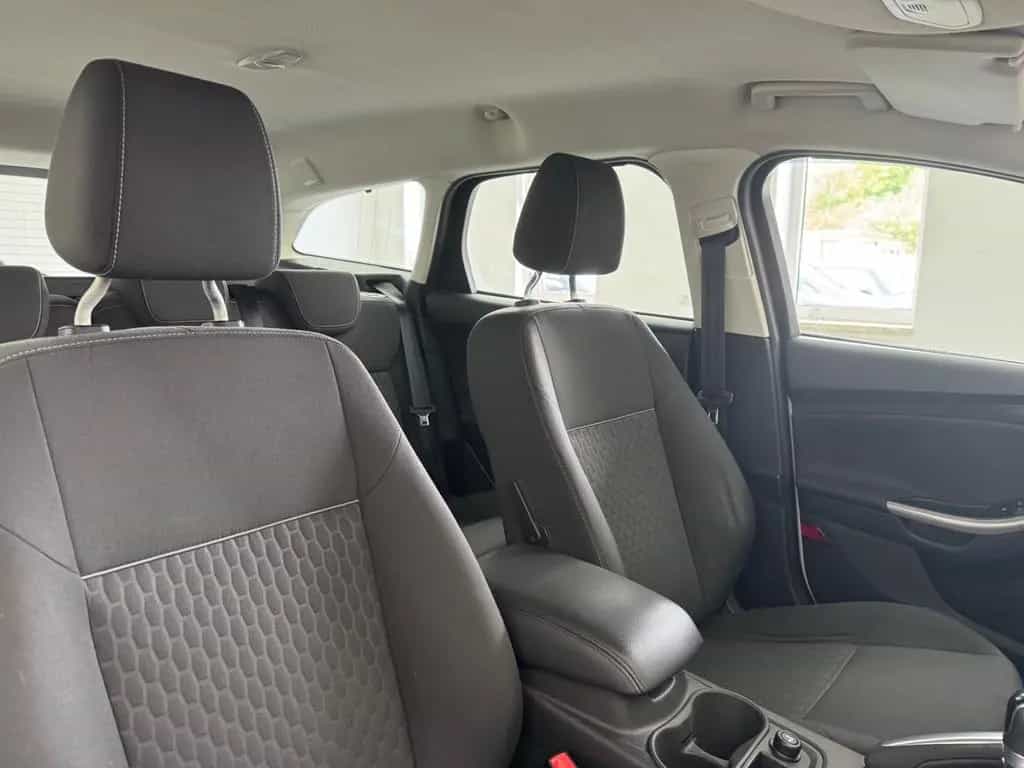 Ford Focus Turnier Sync Edition TÜV&AU neu&Garantie 12/2013-photo-13