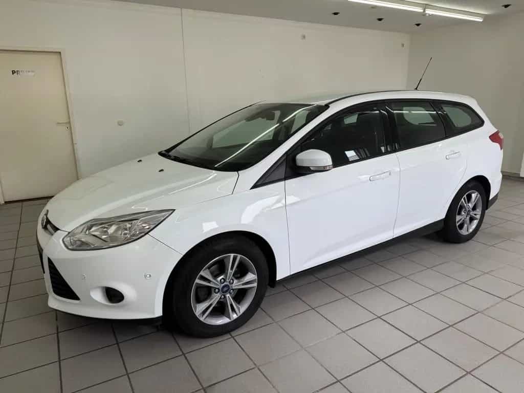 Ford Focus Turnier Sync Edition TÜV&AU neu&Garantie 12/2013-photo-2