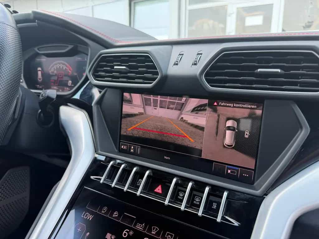 Lamborghini Urus /PANO/23ZOLL/B&O-3D/360KAM/HEAD-UP 08/2018-photo-31