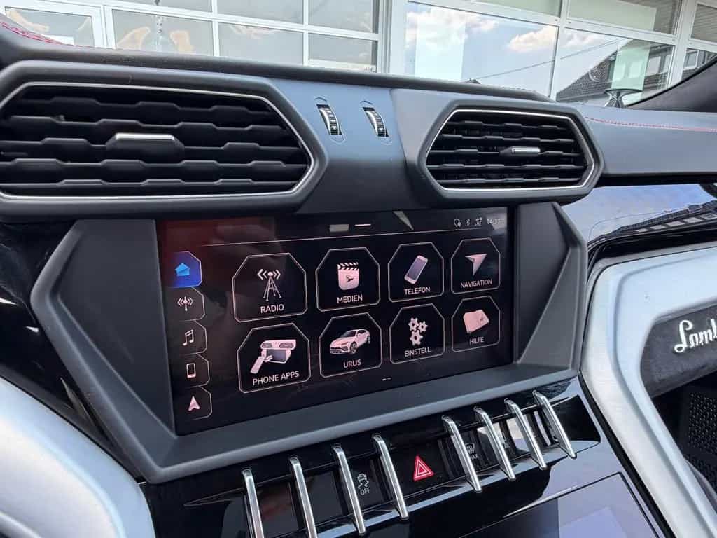 Lamborghini Urus /PANO/23ZOLL/B&O-3D/360KAM/HEAD-UP 08/2018-photo-41
