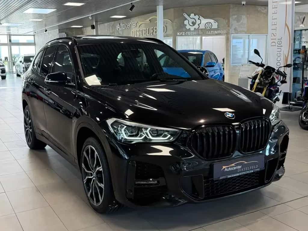 BMW X1 xDrive 20 i M Sport Automatik Pano AHK LED 02/2021-photo-0