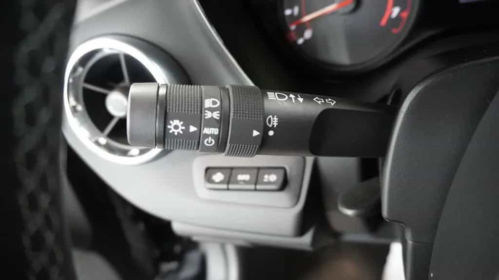 Chevrolet Camaro Coupé V8*RECARO*KW-V3*MAXTON*DEUTSCH*1HD 03/2019-photo-40