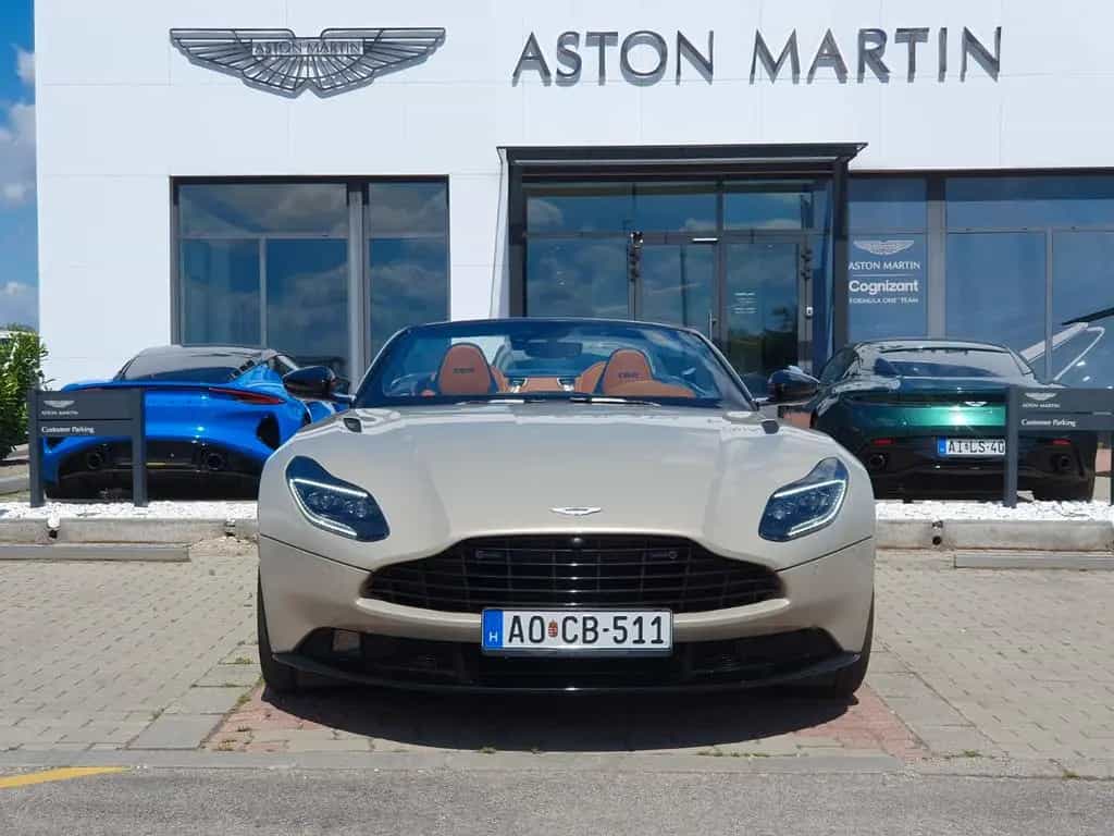 Aston Martin DB11 4.0 V8 Volante 01/2019-photo-1