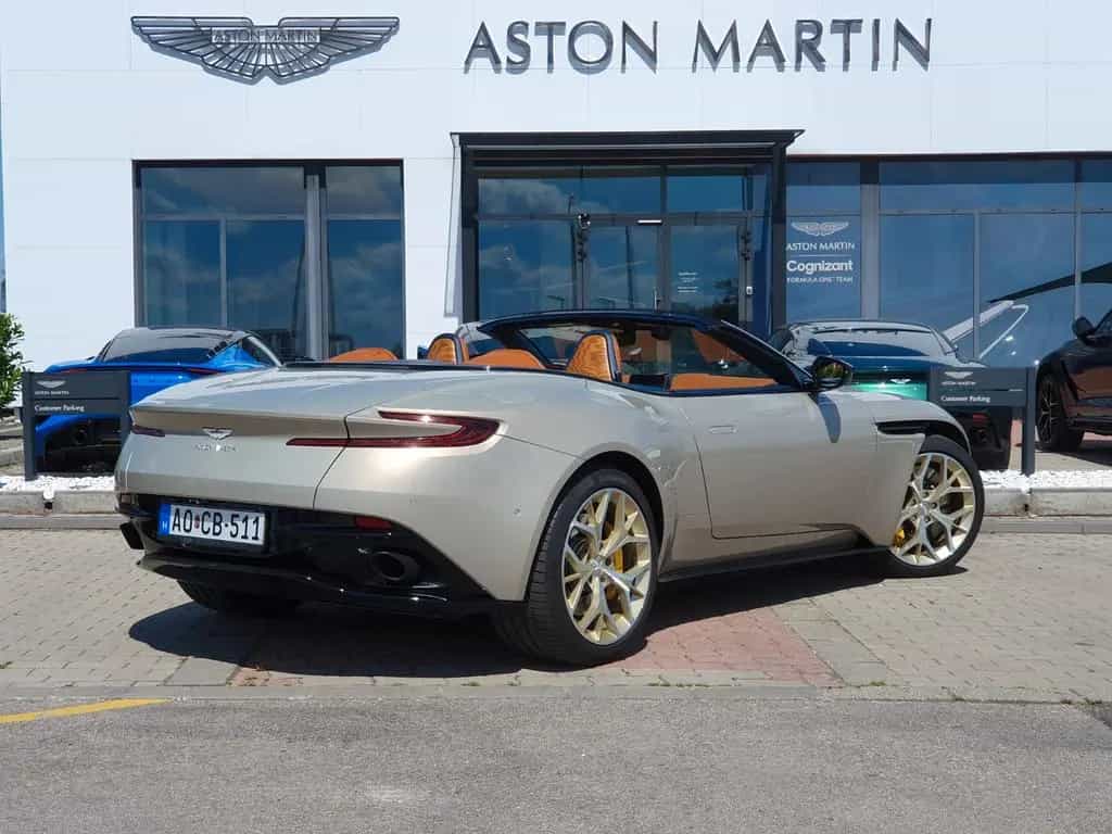 Aston Martin DB11 4.0 V8 Volante 01/2019-photo-3