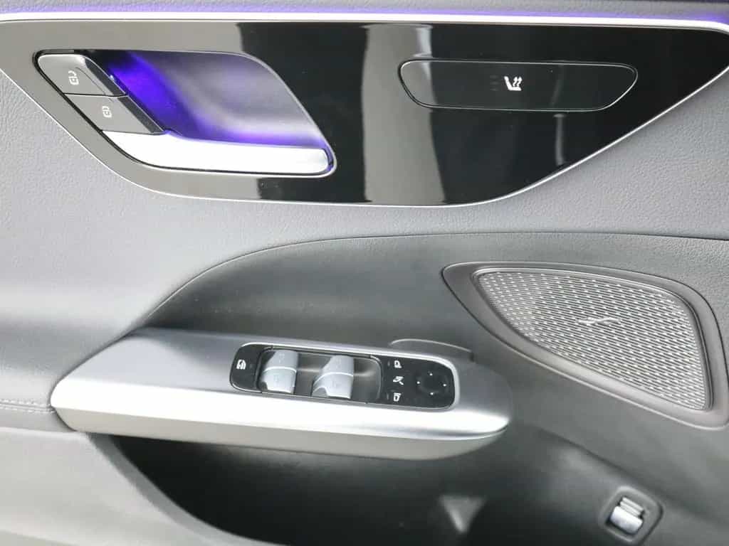 Mercedes-Benz C 220 d 4M T Avantgarde*AHK*Distronic*PTS*Kamera 02/2022-photo-19
