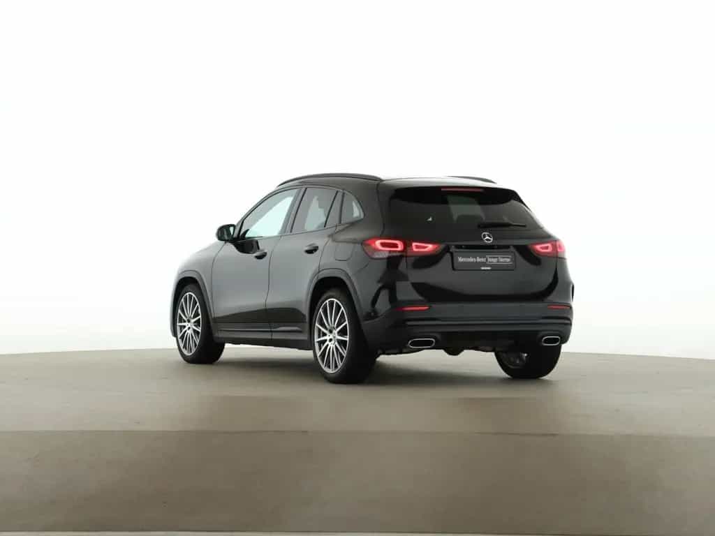 Mercedes-Benz GLA 180 AMG Night MBUX Kamera LED Navi Park-Ass. 12/2021-photo-4