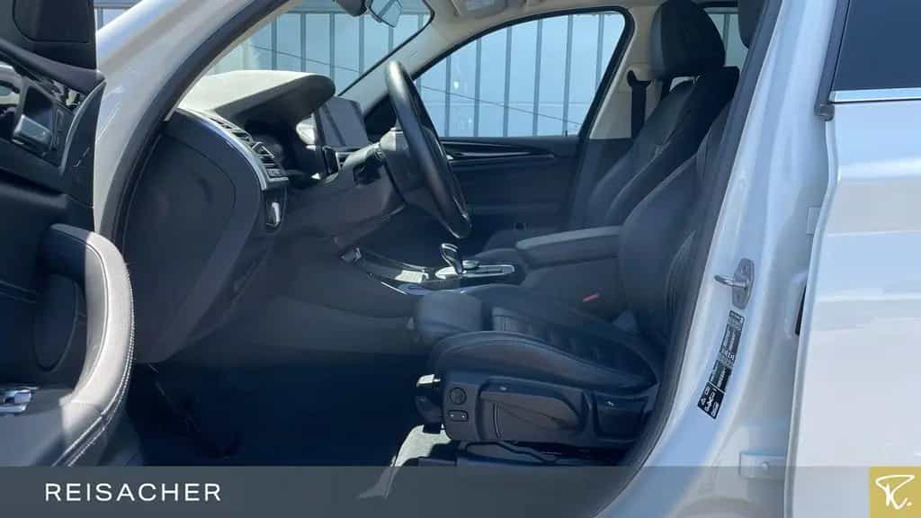 BMW X3 xDrive 20i A Leder,Autom,DAB.LED 05/2022-photo-3