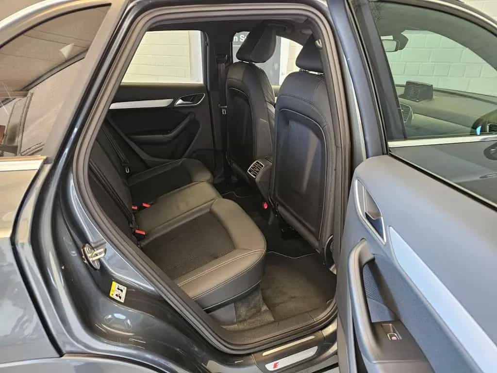 Audi Q3 1.4 TFSI sport + 1.Hand/Navi/Teilleder/AHK/SH 04/2018-photo-11