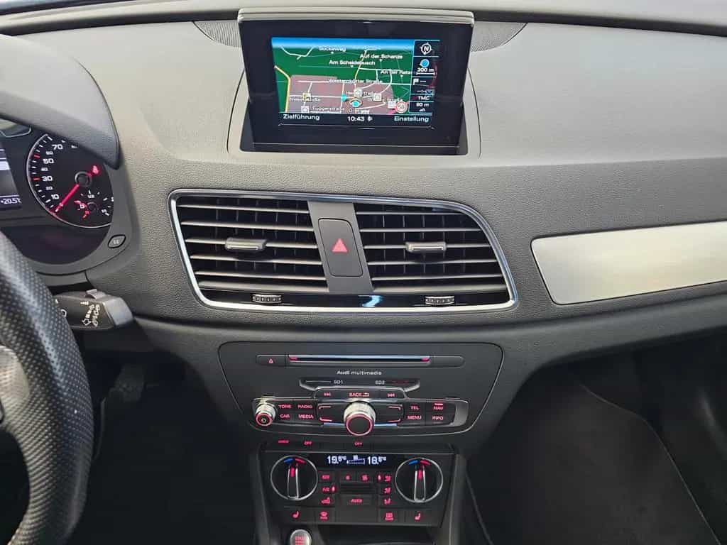 Audi Q3 1.4 TFSI sport + 1.Hand/Navi/Teilleder/AHK/SH 04/2018-photo-14