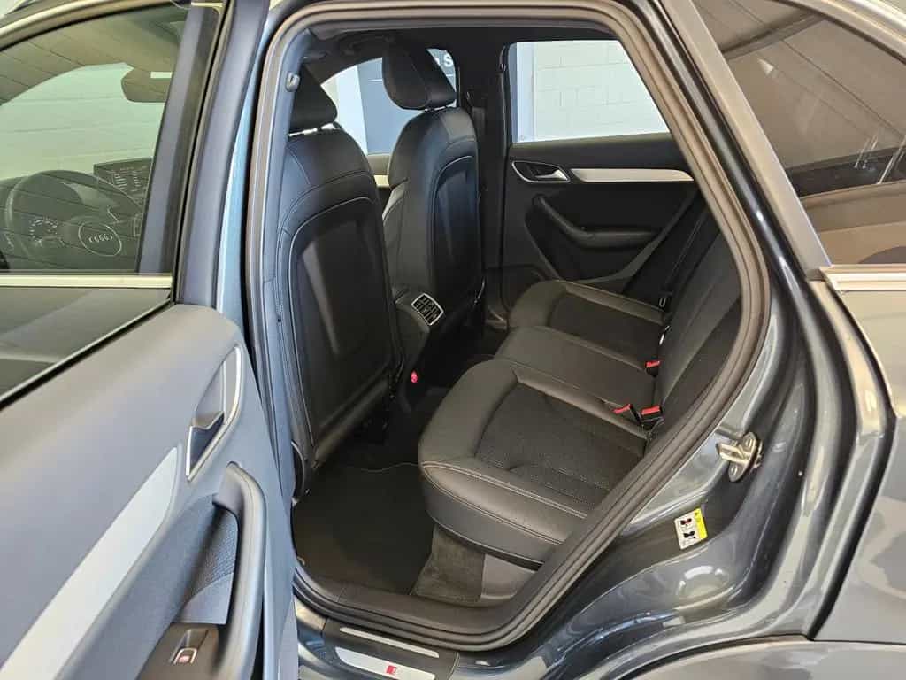 Audi Q3 1.4 TFSI sport + 1.Hand/Navi/Teilleder/AHK/SH 04/2018-photo-9