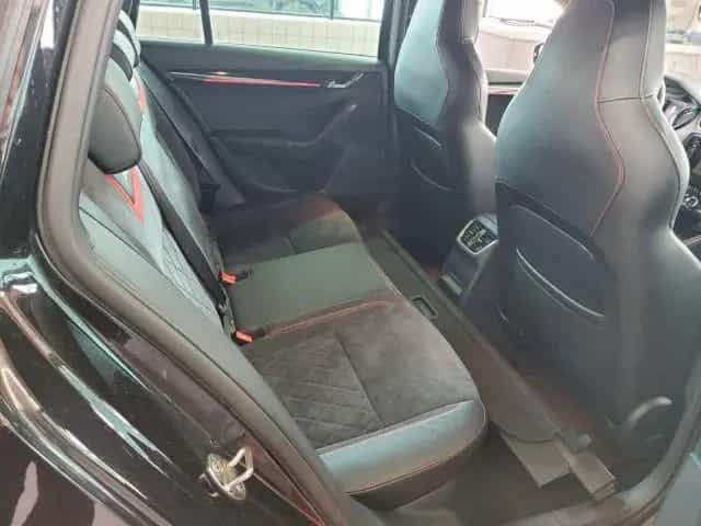 Skoda Octavia Combi RS 2.0 TSI DSG 01/2019-photo-7