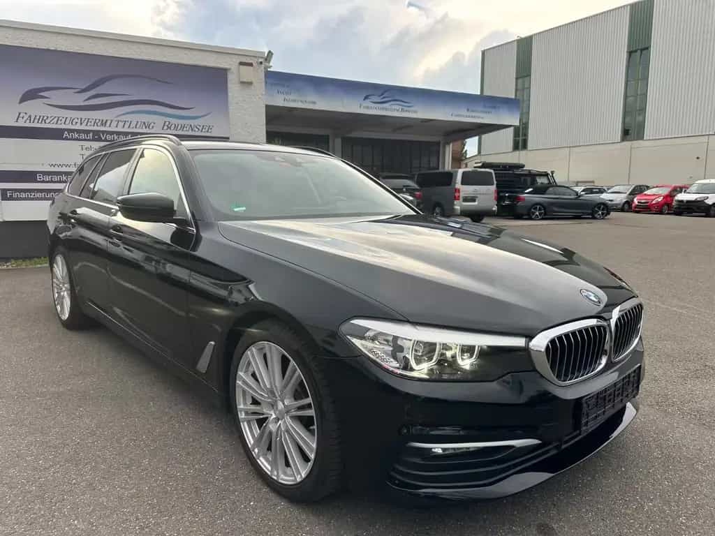 BMW 520 d Touring Automatik Navi LED 05/2019-photo-0