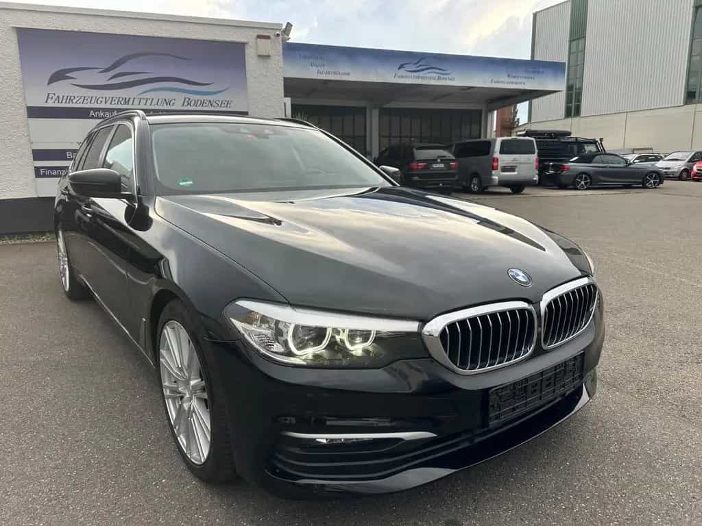 BMW 520 d Touring Automatik Navi LED 05/2019-photo-1
