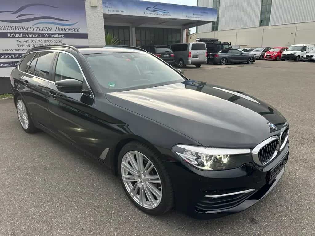 BMW 520 d Touring Automatik Navi LED 05/2019-photo-11