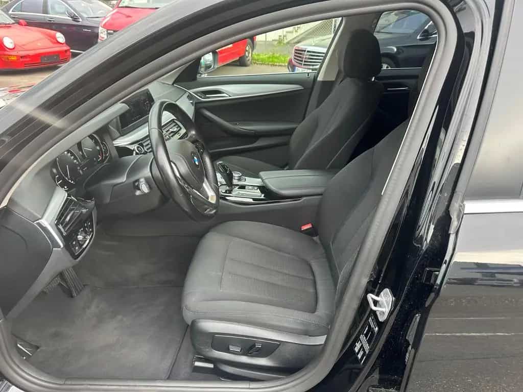 BMW 520 d Touring Automatik Navi LED 05/2019-photo-22