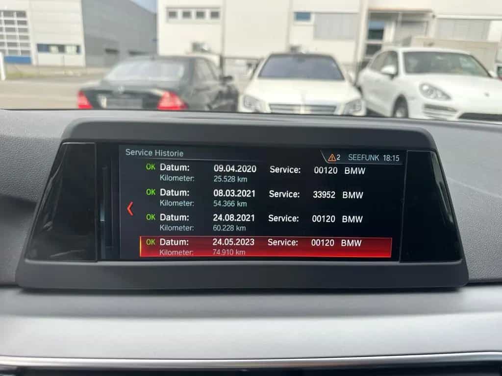 BMW 520 d Touring Automatik Navi LED 05/2019-photo-31