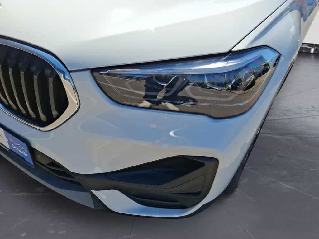 BMW X1 xDrive18d Advantage Panoramaglasdach, Klimaau 04/2022-photo-11