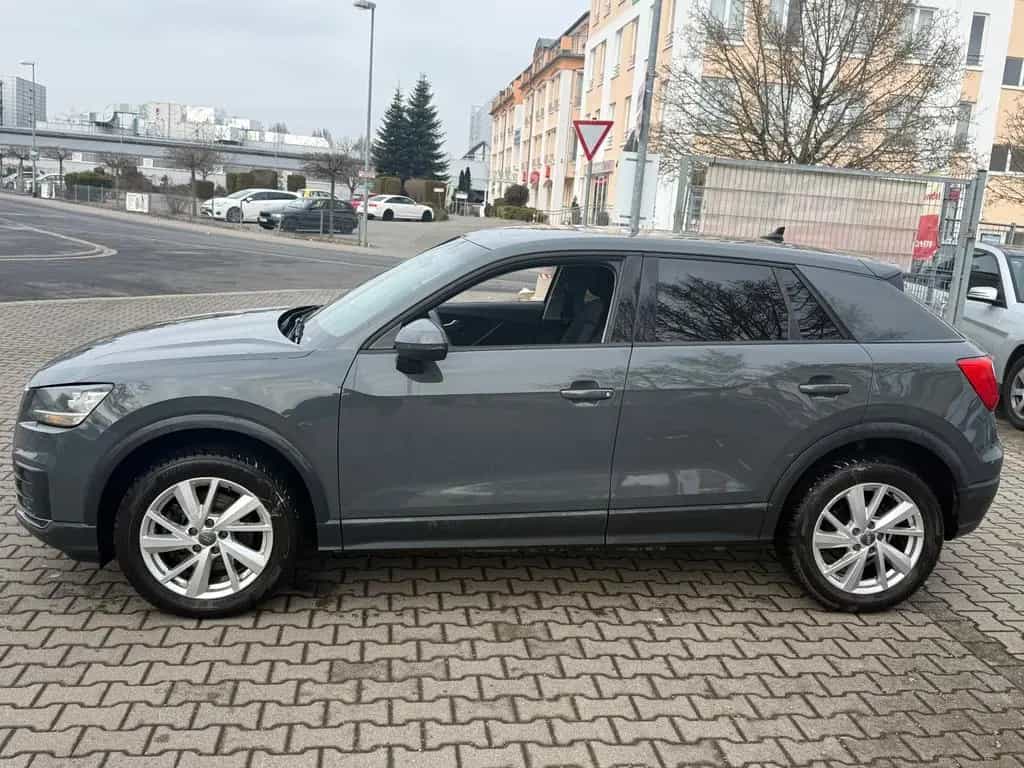 Audi Q2 30 TFSI GR.NAVI*KLIMAAT*6.G*SHZ*TEMPO*MFL*PDC 12/2018-photo-3