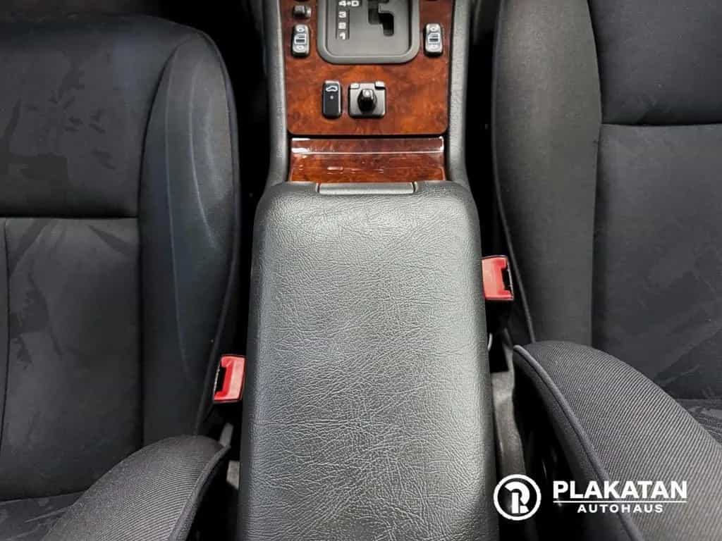Mercedes-Benz E 240 Xenon Automatik Klima V6 MB-Service 10/1997-photo-30