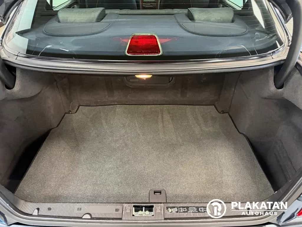 Mercedes-Benz E 240 Xenon Automatik Klima V6 MB-Service 10/1997-photo-38