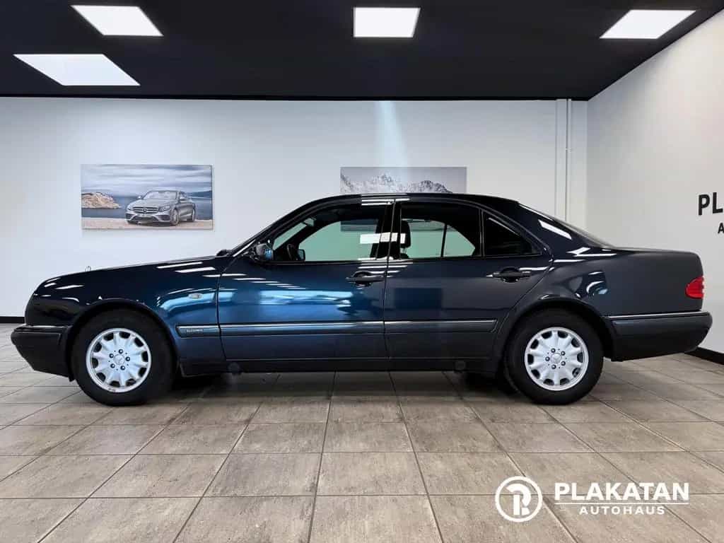 Mercedes-Benz E 240 Xenon Automatik Klima V6 MB-Service 10/1997-photo-7