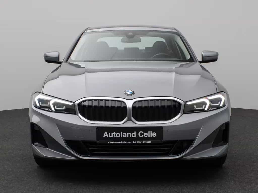 BMW 320 d DAB WidscreenDispl. PDC Geschwindigkeitsreg 02/2023-photo-1