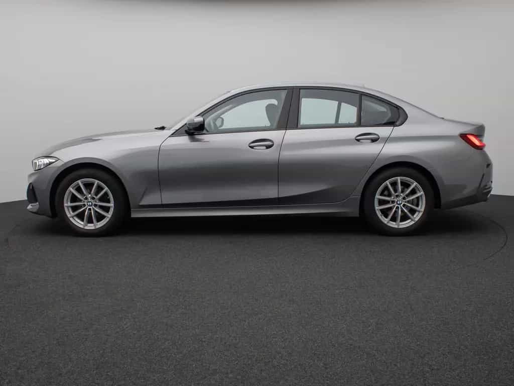 BMW 320 d DAB WidscreenDispl. PDC Geschwindigkeitsreg 02/2023-photo-10