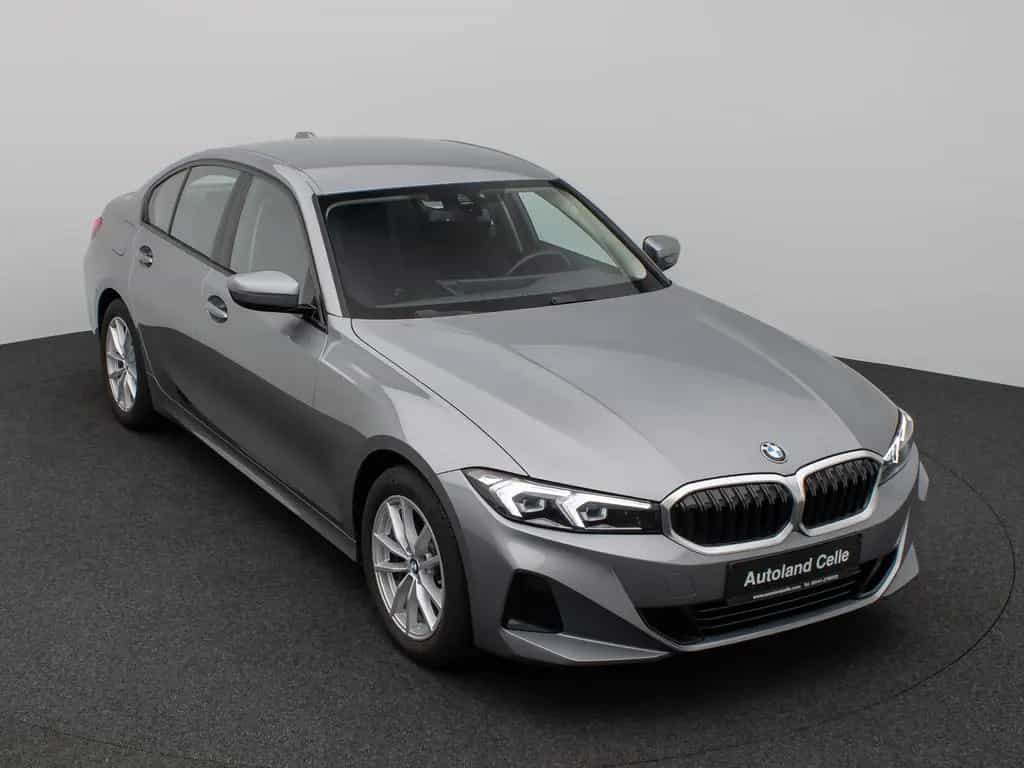 BMW 320 d DAB WidscreenDispl. PDC Geschwindigkeitsreg 02/2023-photo-2
