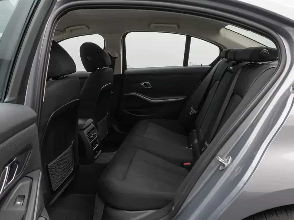 BMW 320 d DAB WidscreenDispl. PDC Geschwindigkeitsreg 02/2023-photo-24