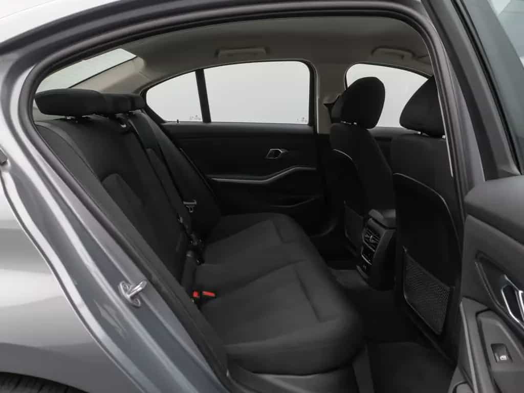 BMW 320 d DAB WidscreenDispl. PDC Geschwindigkeitsreg 02/2023-photo-25
