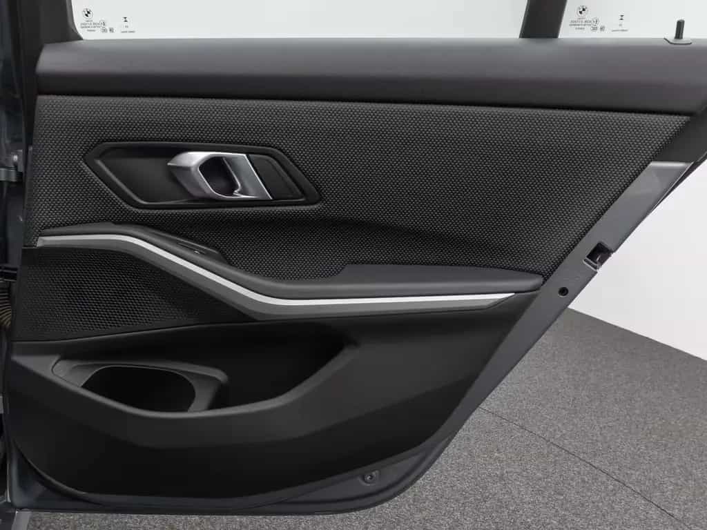 BMW 320 d DAB WidscreenDispl. PDC Geschwindigkeitsreg 02/2023-photo-29