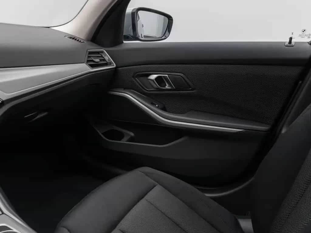 BMW 320 d DAB WidscreenDispl. PDC Geschwindigkeitsreg 02/2023-photo-30
