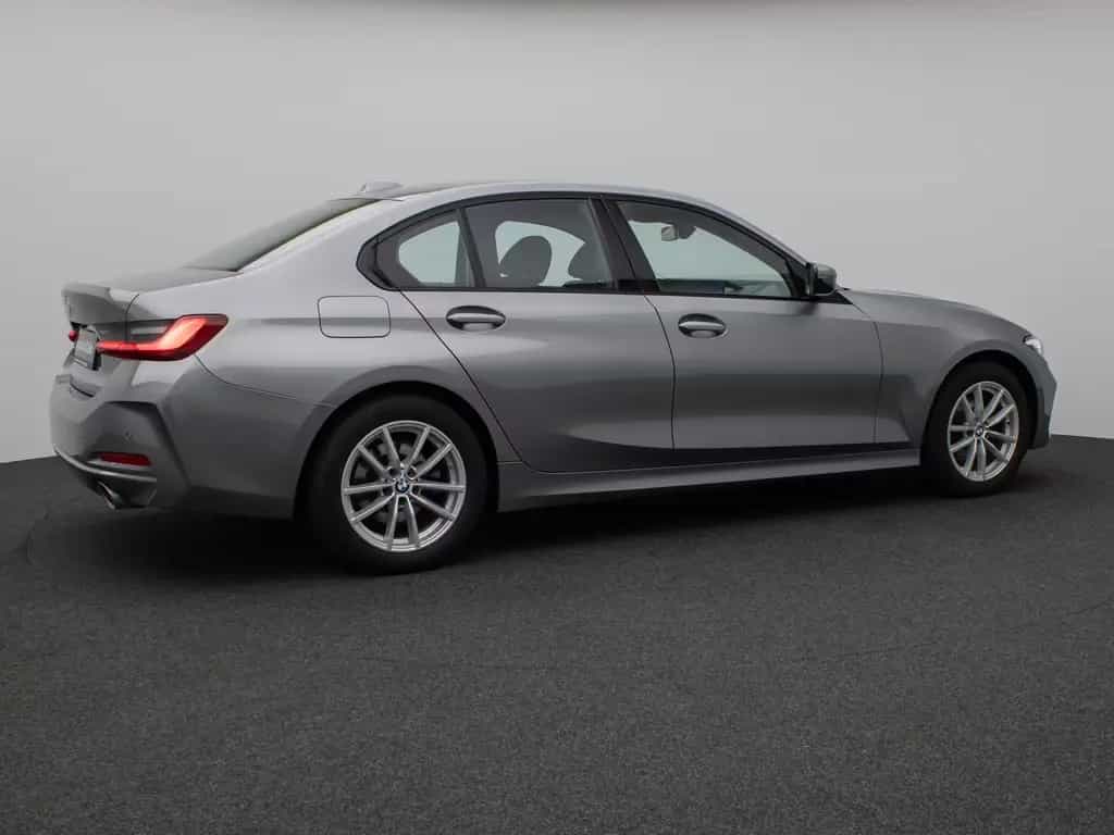 BMW 320 d DAB WidscreenDispl. PDC Geschwindigkeitsreg 02/2023-photo-5