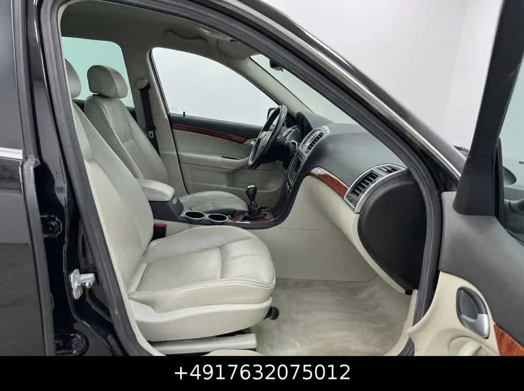 Cadillac BLS 2.0T Elegance Wagon BOSE Navi AHK TÜV12/2026 08/2009-photo-15