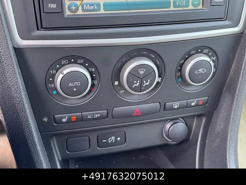 Cadillac BLS 2.0T Elegance Wagon BOSE Navi AHK TÜV12/2026 08/2009-photo-24