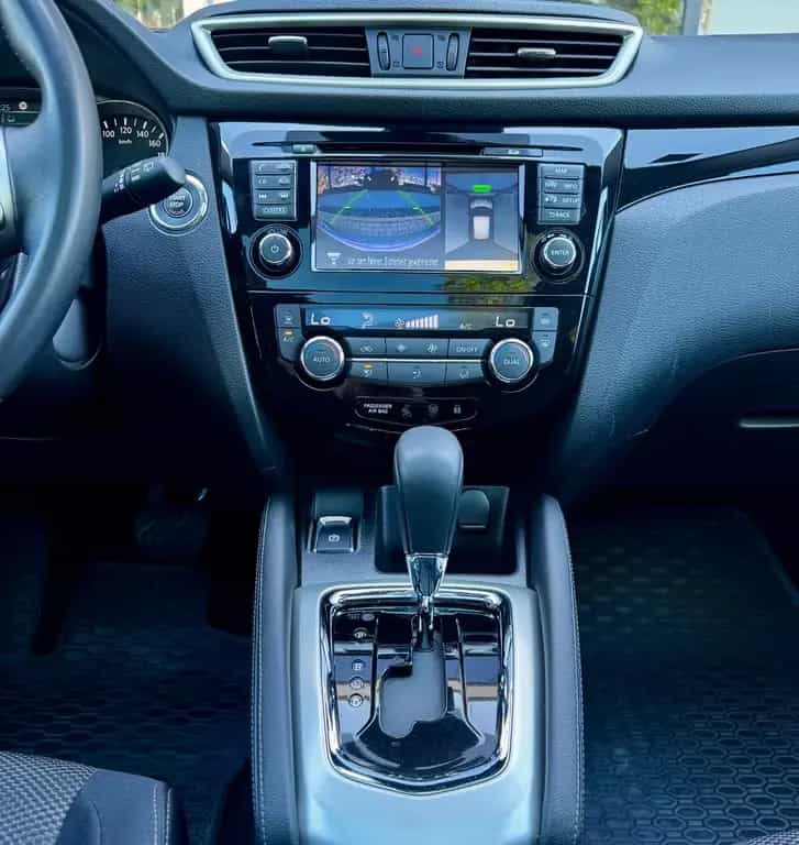 Nissan Qashqai AUTOMAT*64 TKM*AHK*PANO*PDC*KAM*SHZ*NAVl 06/2016-photo-15