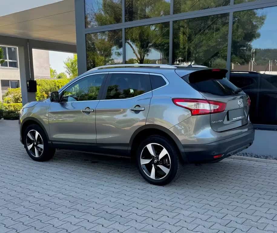 Nissan Qashqai AUTOMAT*64 TKM*AHK*PANO*PDC*KAM*SHZ*NAVl 06/2016-photo-5
