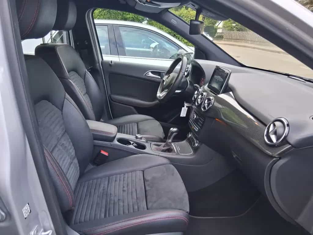 Mercedes-Benz B 180 B  AMG LINE Top Zustand 09/2016-photo-10