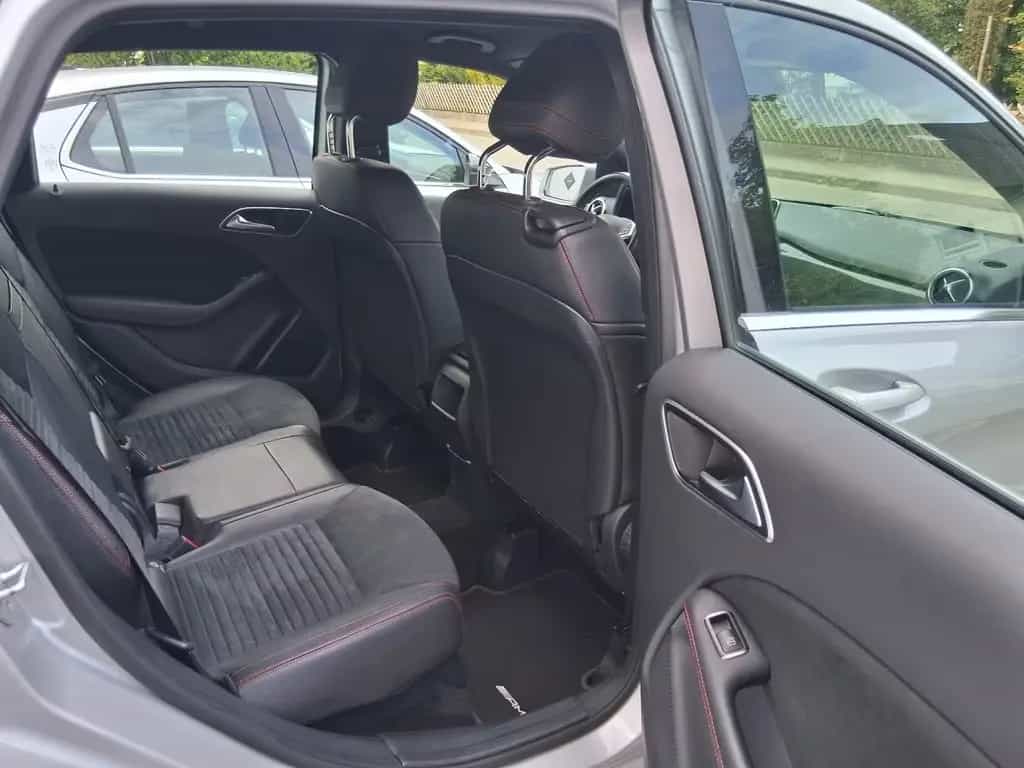 Mercedes-Benz B 180 B  AMG LINE Top Zustand 09/2016-photo-12