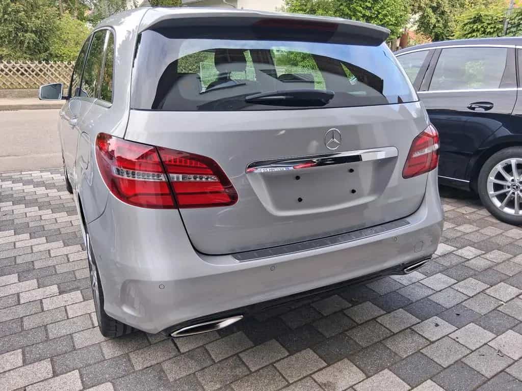 Mercedes-Benz B 180 B  AMG LINE Top Zustand 09/2016-photo-33