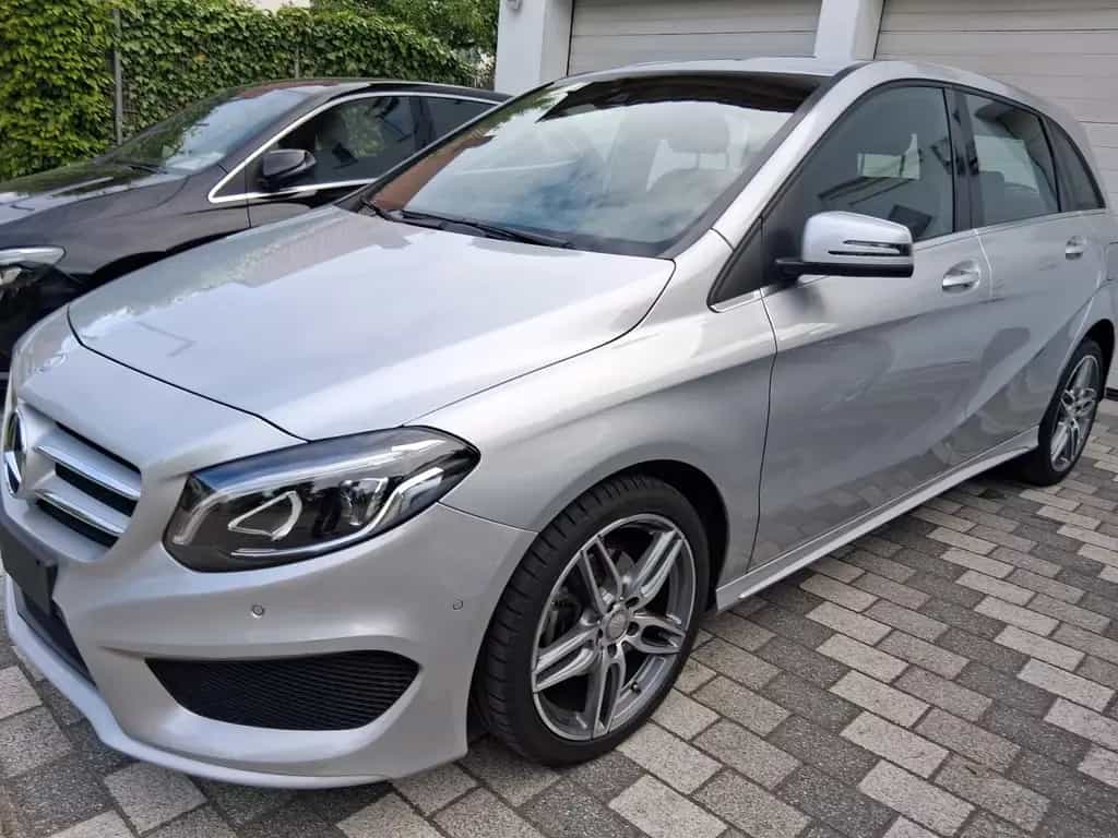 Mercedes-Benz B 180 B  AMG LINE Top Zustand 09/2016-photo-34