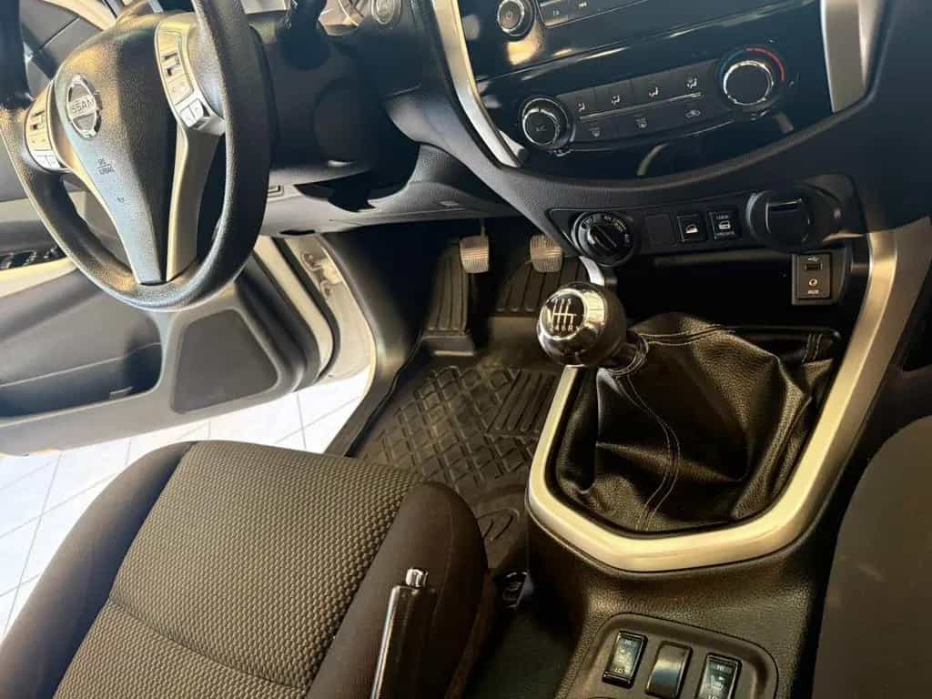 Nissan Navara NP300 Acenta Double Cab Xenon AHK 3.5t 12/2018-photo-23