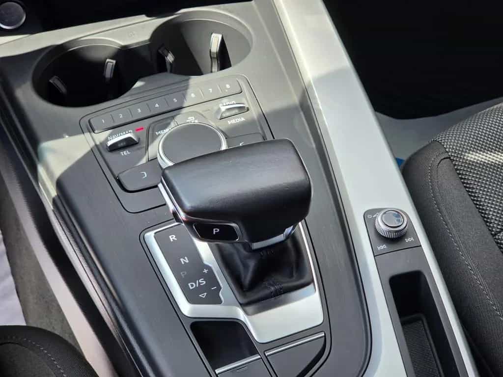 Audi A4 1.4 TFSI S tronic Avant|Kamera|SHZ|PDC 05/2018-photo-36