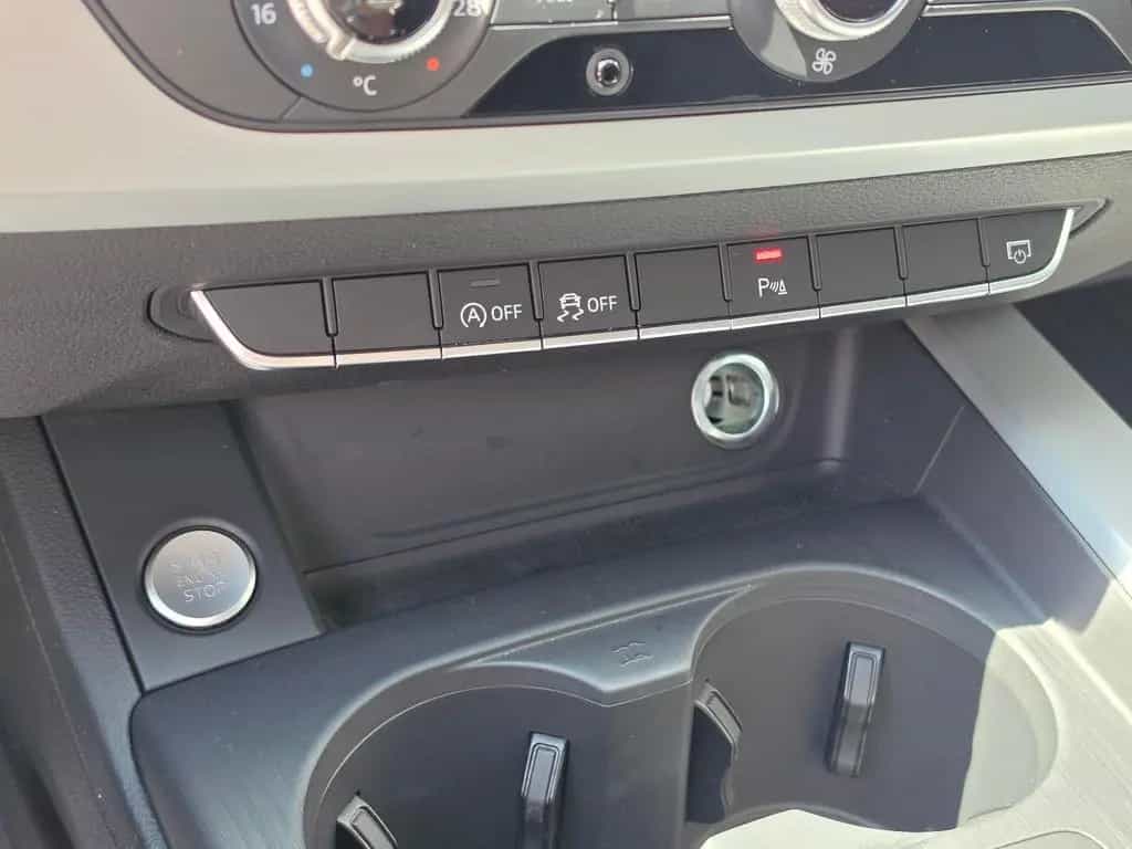Audi A4 1.4 TFSI S tronic Avant|Kamera|SHZ|PDC 05/2018-photo-44