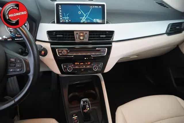 BMW X1 sDrive18d Business Advantage 01/2021-photo-10