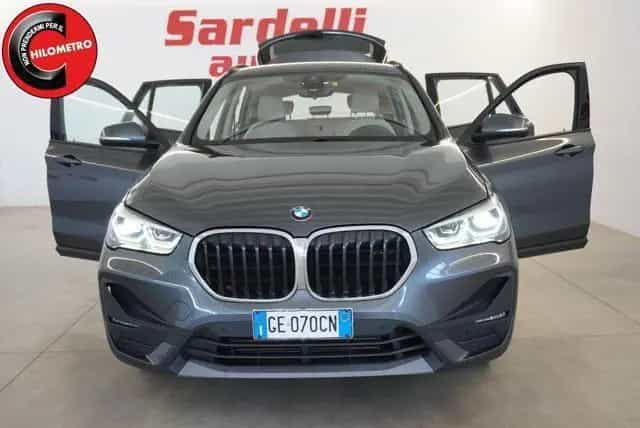 BMW X1 sDrive18d Business Advantage 01/2021-photo-3
